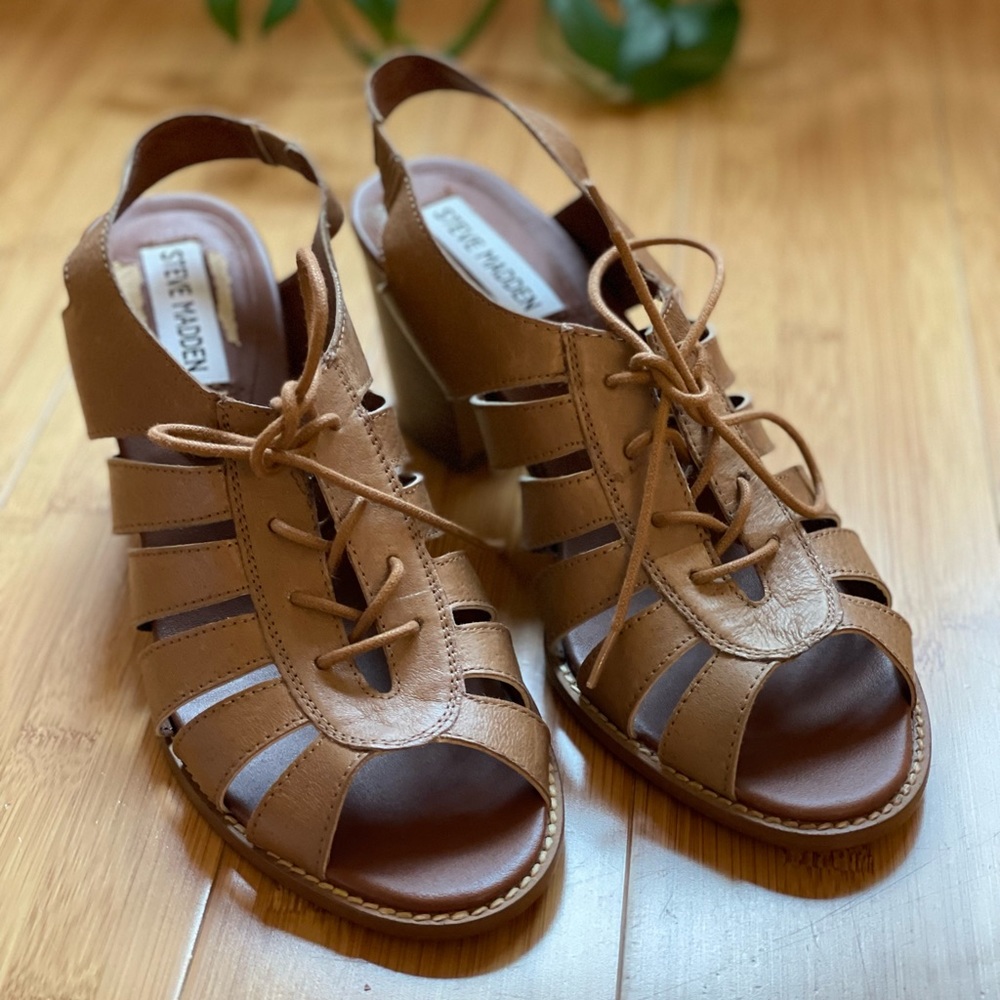 Steve Madden low heel sandals